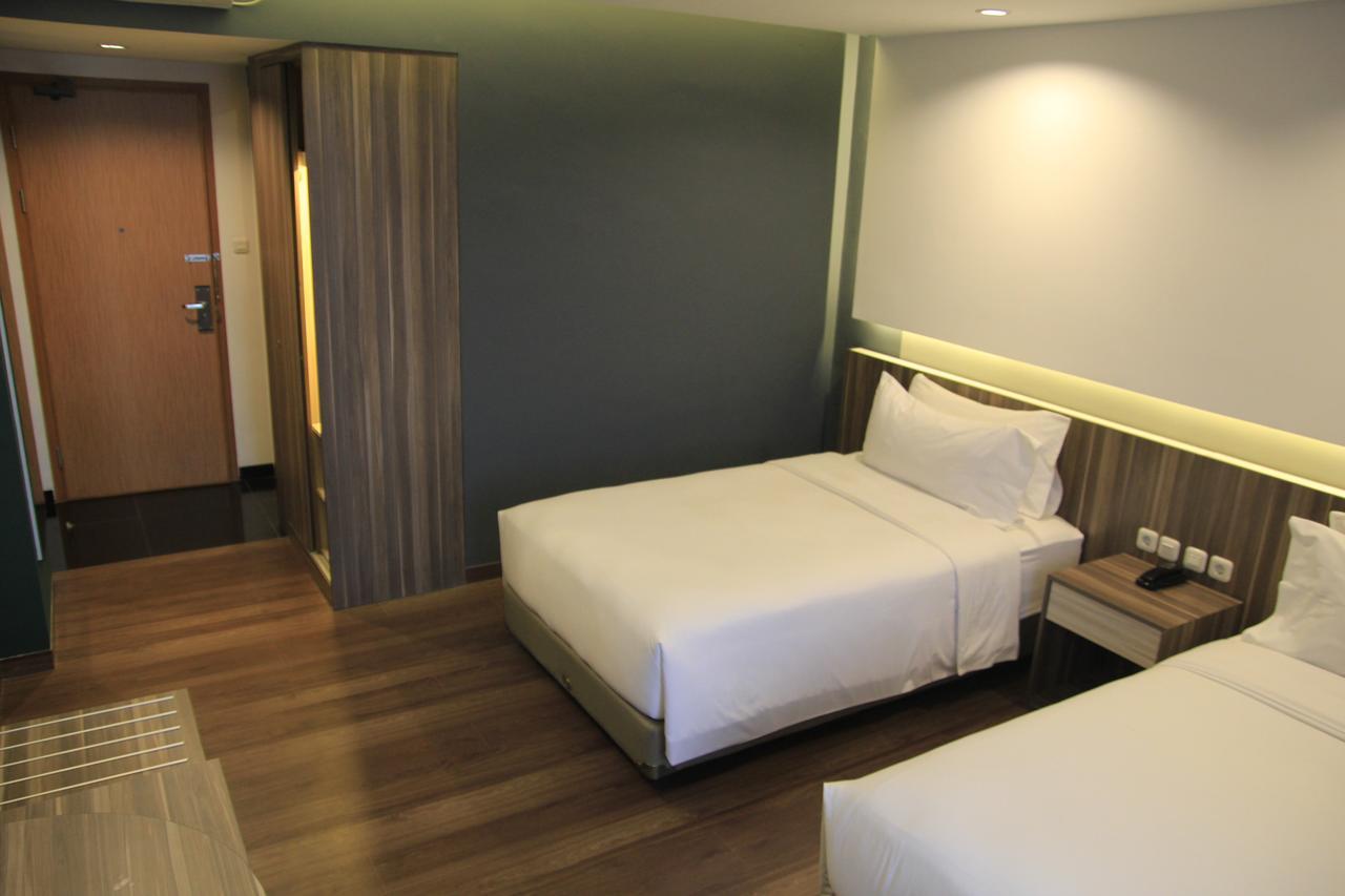 Geary Hotel Bandung Bagian luar foto