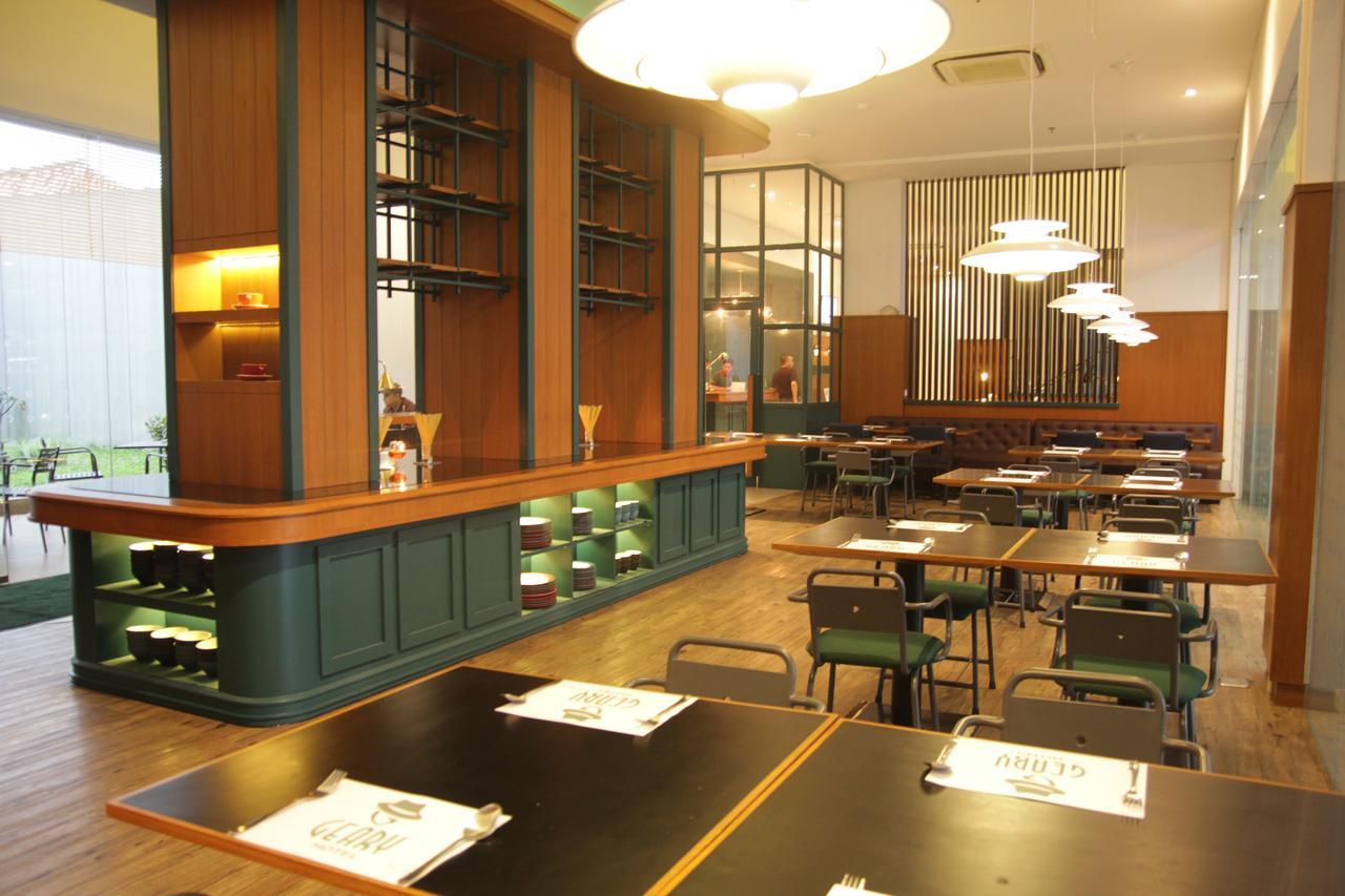 Geary Hotel Bandung Bagian luar foto